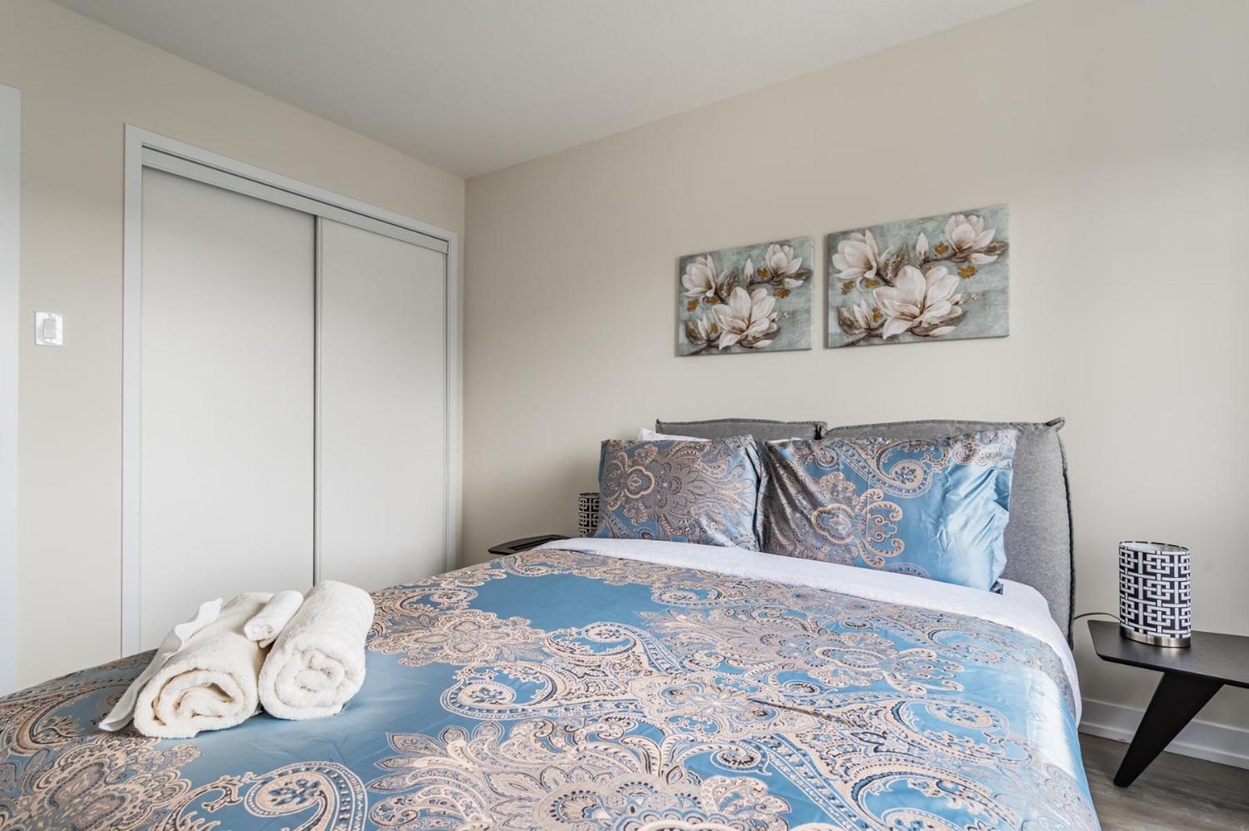 Luxury Town Close To Fairview Casino In Niagra Falls Niagara-Fälle