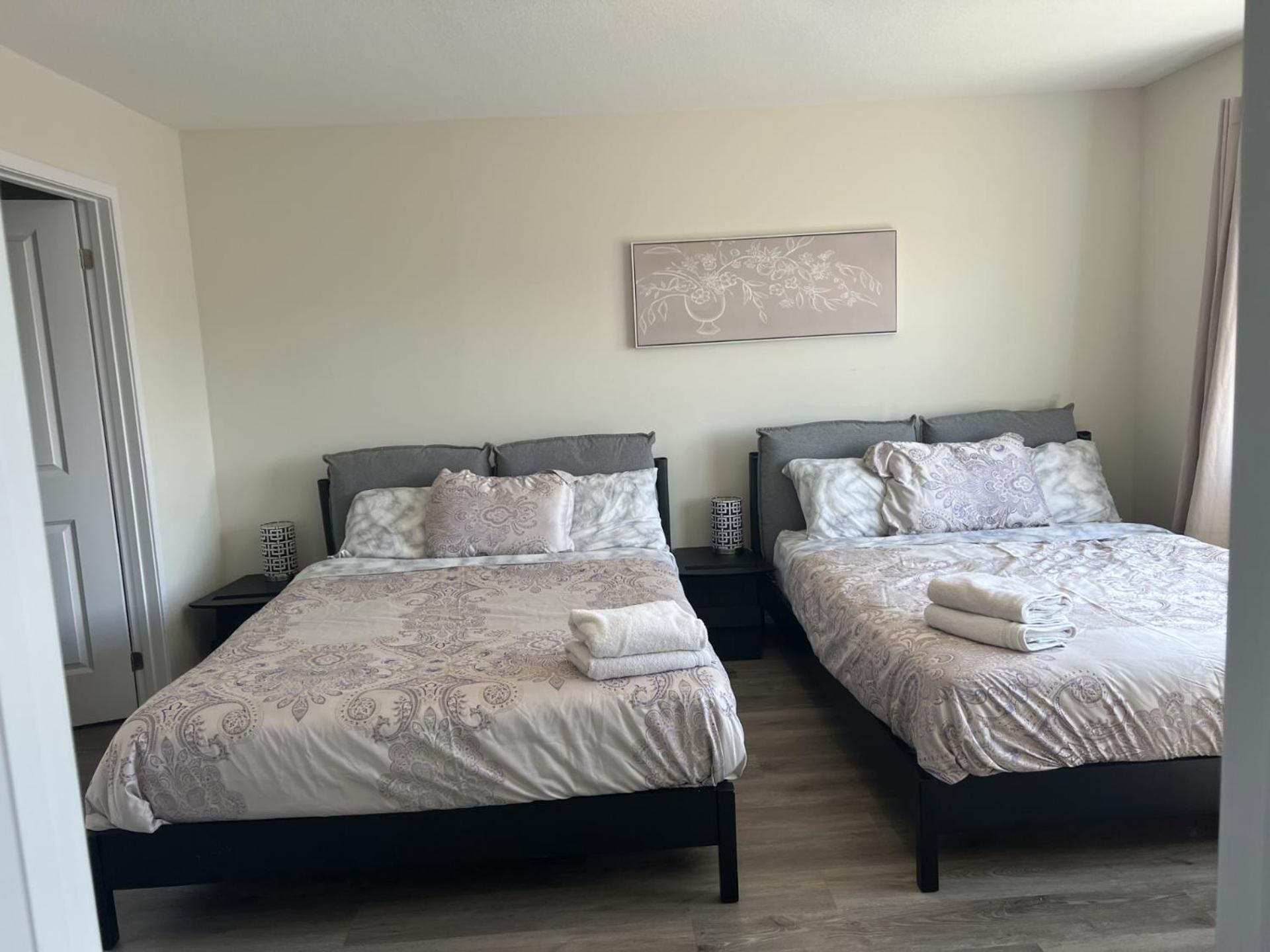 Ferienhaus Luxury Town Close To Fairview Casino In Niagra Falls *